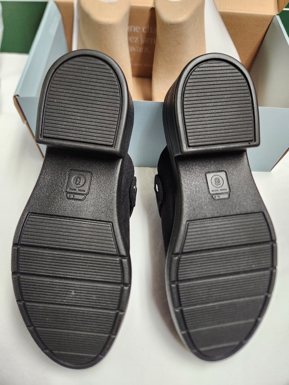 Bzees Lifestride Women's OPEN BOOK Clog Mule Black Size 7 - Picture 9 of 16